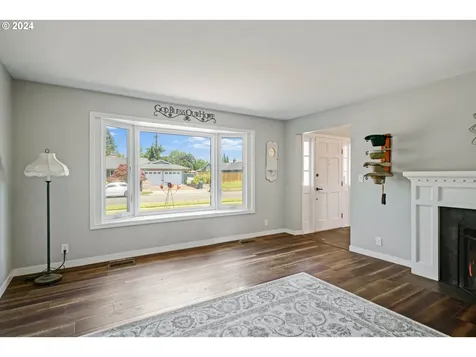 1378 Mistwood Drive NE Keizer OR 97303