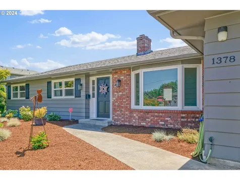 1378 Mistwood Drive NE Keizer OR 97303