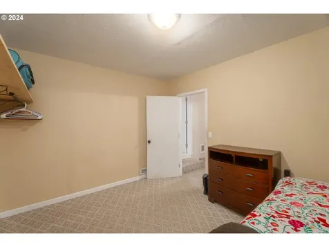 130 Ne Patterson Street Roseburg OR 97470