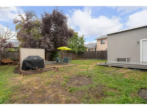 130 Ne Patterson Street Roseburg OR 97470