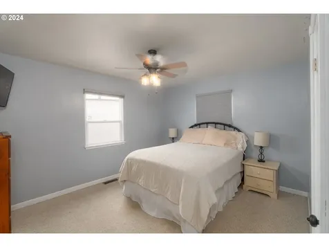 130 Ne Patterson Street Roseburg OR 97470