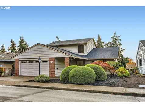 10250 SW Highland Drive Portland OR 97224