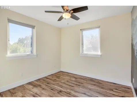 3553 SE Long Street Portland OR 97202