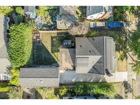 3553 SE Long Street Portland OR 97202