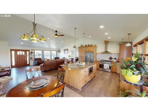 421 W Mill Street Weston OR 97886