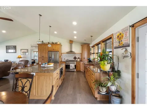 421 W Mill Street Weston OR 97886