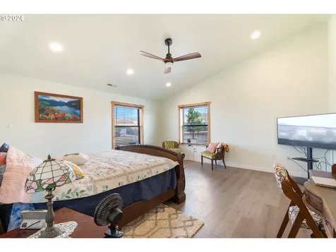 421 W Mill Street Weston OR 97886
