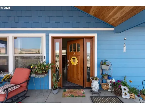 421 W Mill Street Weston OR 97886