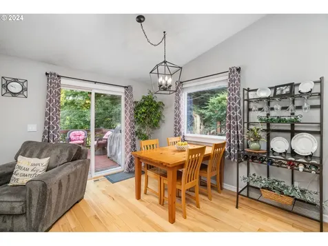 1205 Ne 94th Place Vancouver WA 98664