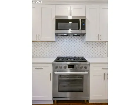 5635 Buttonwood Court SE Salem OR 97306