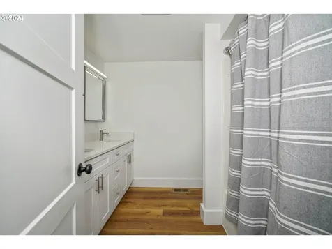5635 Buttonwood Court SE Salem OR 97306