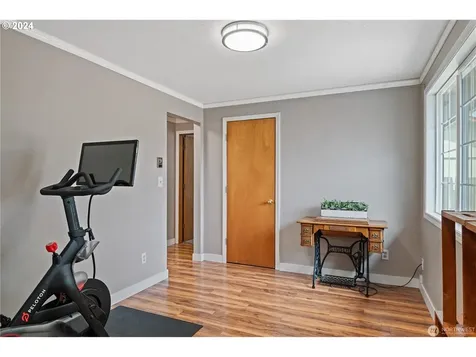 109 Holly Park Street Longview WA 98632