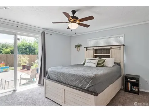 109 Holly Park Street Longview WA 98632