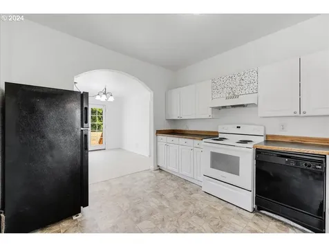 8055 SE Bybee Boulevard Portland OR 97206