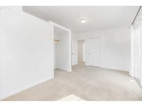 8055 SE Bybee Boulevard Portland OR 97206