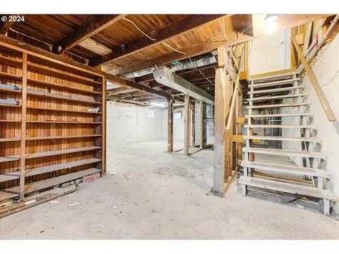 8055 SE Bybee Boulevard Portland OR 97206