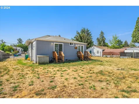 8055 SE Bybee Boulevard Portland OR 97206