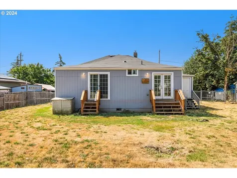 8055 SE Bybee Boulevard Portland OR 97206