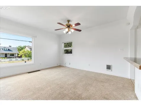 8055 SE Bybee Boulevard Portland OR 97206