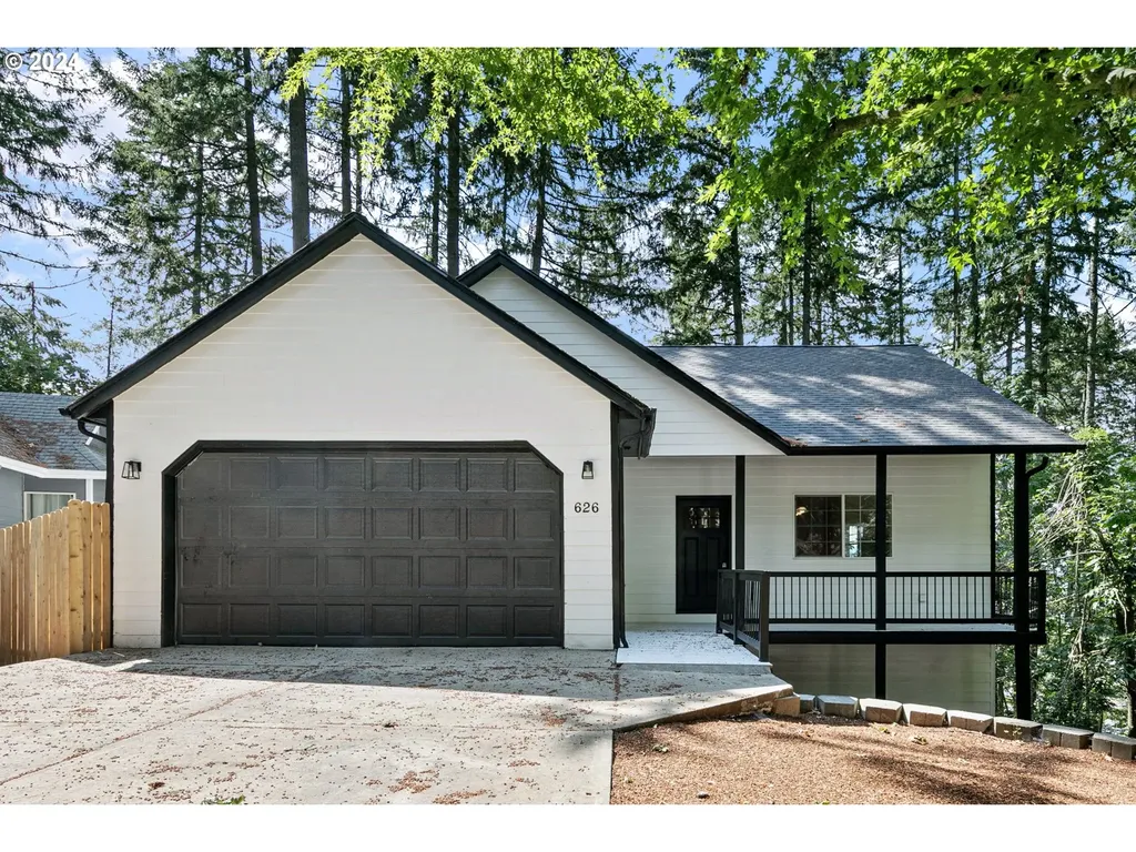 626 S 73rd Street Springfield OR 97478
