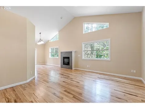 626 S 73rd Street Springfield OR 97478