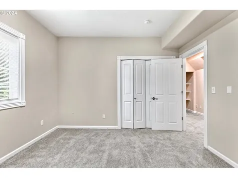 626 S 73rd Street Springfield OR 97478