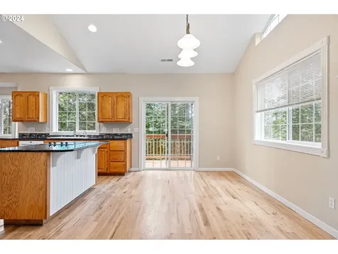 626 S 73rd Street Springfield OR 97478
