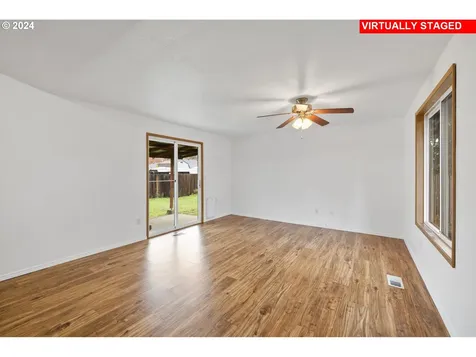 15806 NE 76th Street Vancouver WA 98682