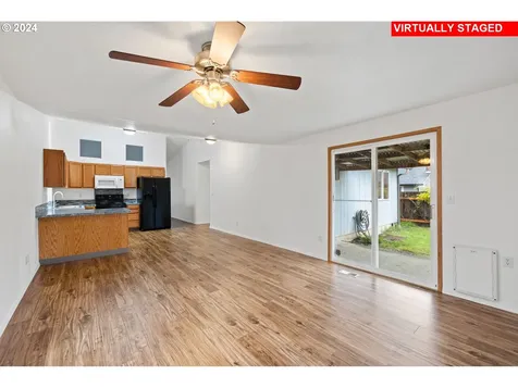 15806 NE 76th Street Vancouver WA 98682
