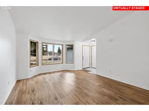 15806 NE 76th Street Vancouver WA 98682