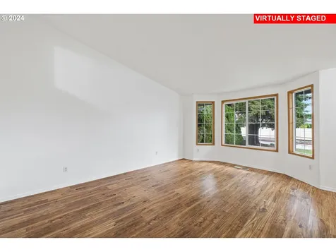 15806 NE 76th Street Vancouver WA 98682