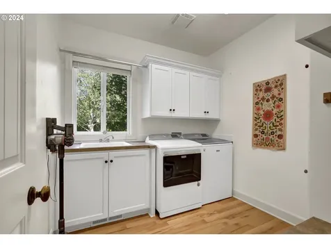 1133 Skylark Lane Eugene OR 97401