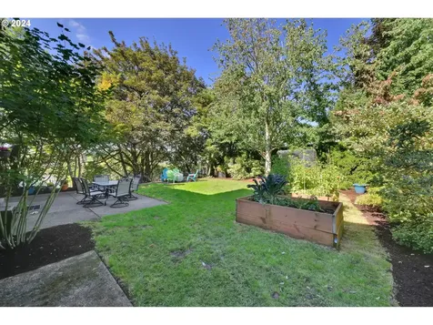 1133 Skylark Lane Eugene OR 97401