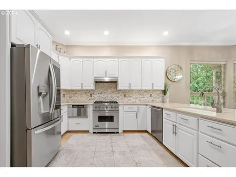13604 NE 25th Avenue Vancouver WA 98686