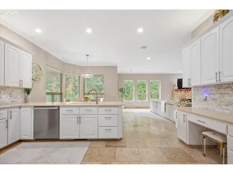 13604 NE 25th Avenue Vancouver WA 98686