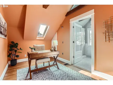 5135 NE 24th Avenue Portland OR 97211
