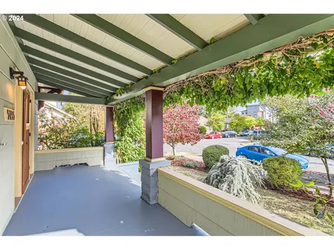 5135 NE 24th Avenue Portland OR 97211