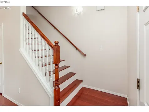 10011 Se Insley Street Portland OR 97266