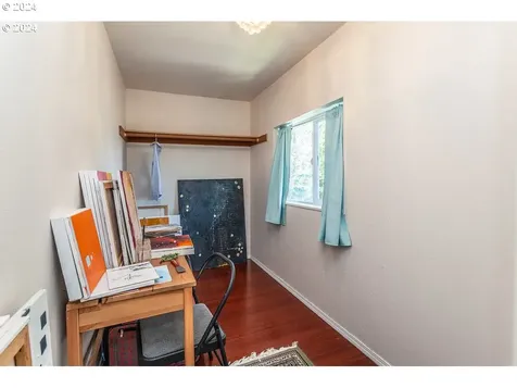 10011 Se Insley Street Portland OR 97266
