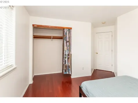 10011 Se Insley Street Portland OR 97266
