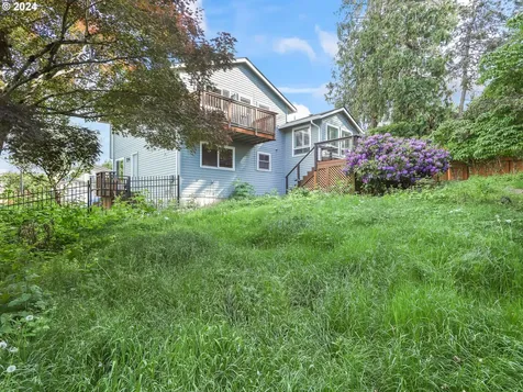 4027 SW 13th Court Gresham OR 97080