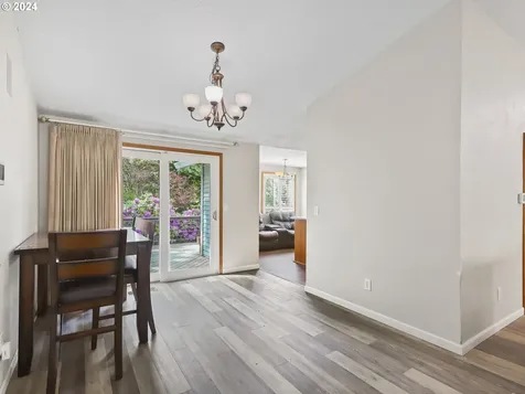 4027 SW 13th Court Gresham OR 97080