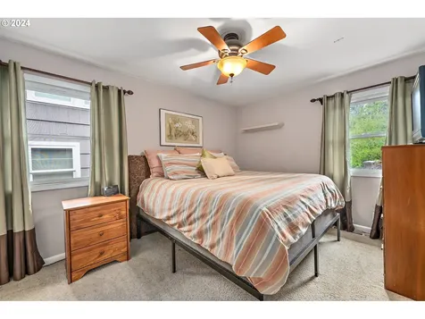 7824 Sw 5th Avenue Portland OR 97219