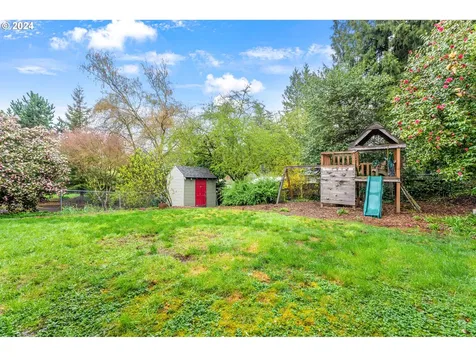 7824 Sw 5th Avenue Portland OR 97219