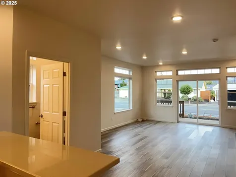 1591 37th Street Florence OR 97439