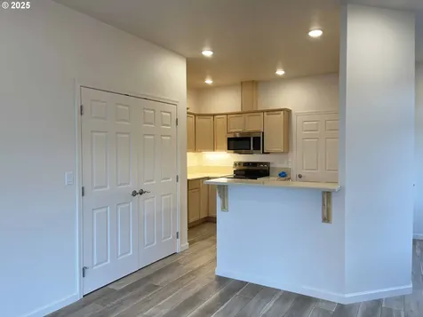 1591 37th Street Florence OR 97439