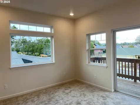 1591 37th Street Florence OR 97439