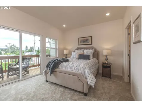 1591 37th Street Florence OR 97439