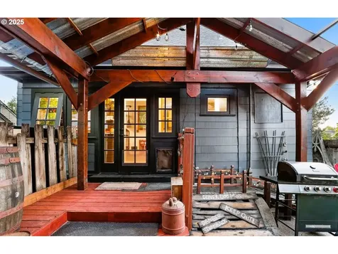3128 SE 51st Avenue Portland OR 97206