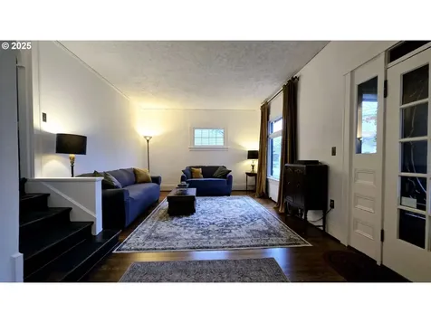 3128 SE 51st Avenue Portland OR 97206